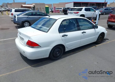 2004 Mitsubishi Lancer Es z USA, uszkodzony, nr VIN JA3AJ26E54U042788